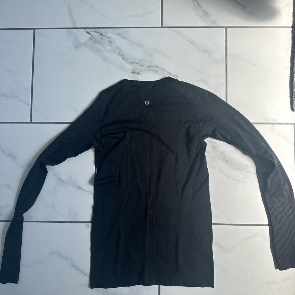 lululemon athletica Black Long Sleeve Top